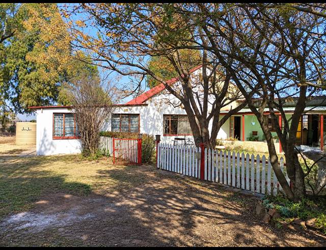 3 BEDROOM HOUSE FOR SALE IN DE DEUR